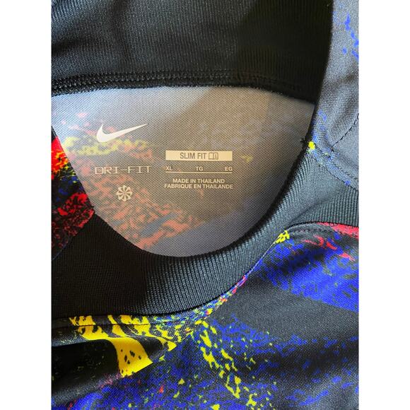 Men's Nike Black South Korea National Team Jersey - Picture 7 of 8